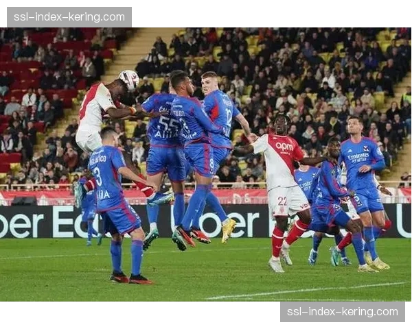 消息：雷恩队长特拉奥雷累积黄牌停赛，将缺席对阵摩纳哥一役