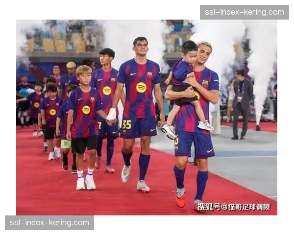 聚焦加维:重伤八个月后,巴萨金童重返训练场 聚焦加维:重伤八个月后,巴萨金童重返训练场